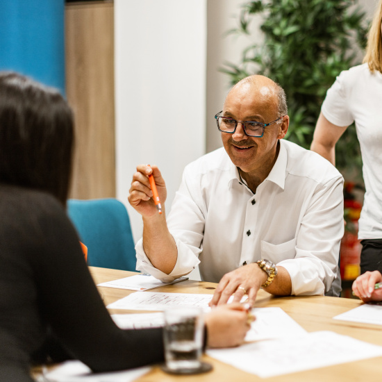 authentische Business-Portraits, die wirklich " knallen" Danke, Jasmin und Laura