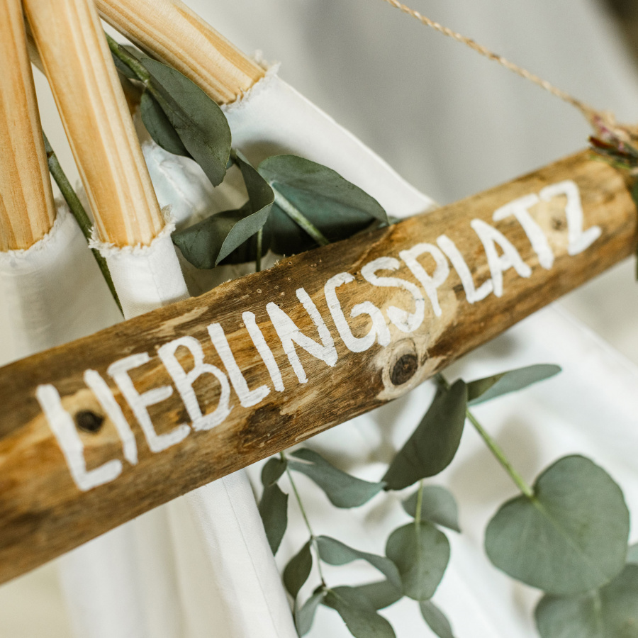Mit unserer jährlichen Routine und neuen Accessoires ermöglichen wir euch abwechslungsreiche Fotos von der Krippe bis zur Grundschule.